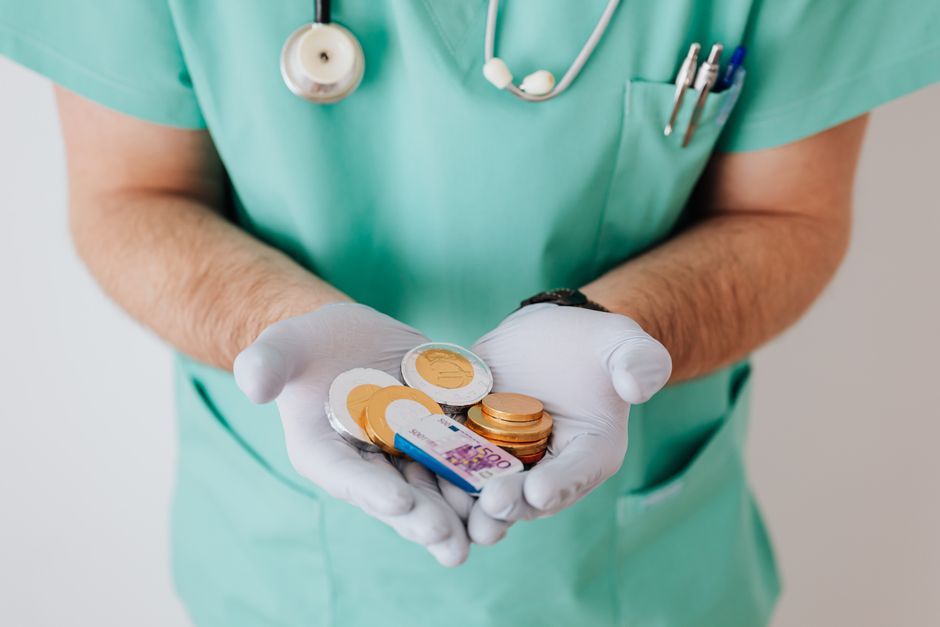 How to Pay for Cancer Treatment Without Going Broke